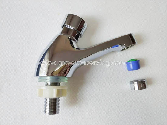 faucet with needle sprayer water saving aerator 01